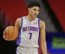 金年会首页- 明天雄鹿对战太阳字母哥上场吗 