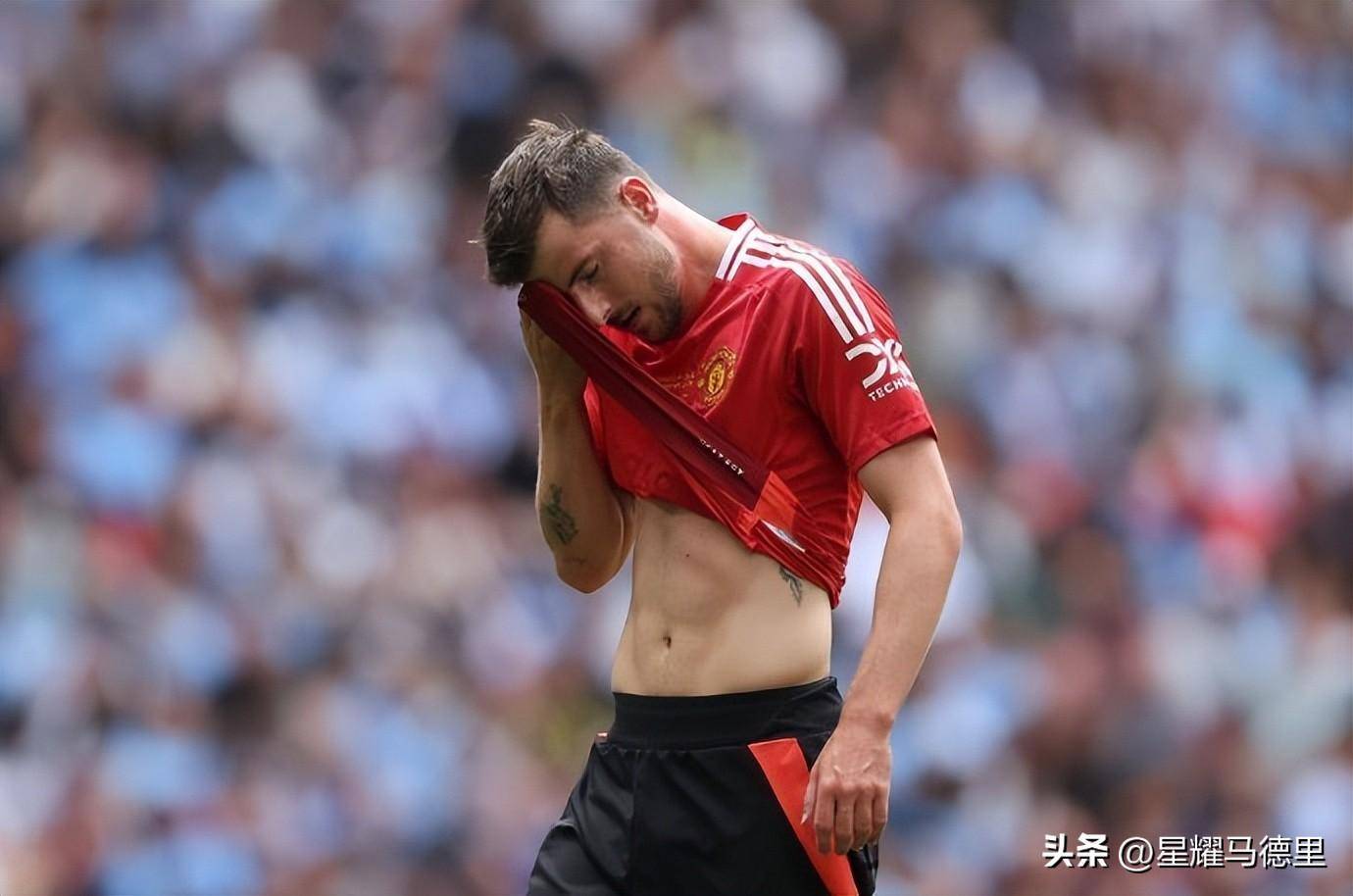 金年会网页版- 从今夜阿贾克斯调整名单以备社区盾到斯图加特刷新队史纪录备战全明星赛，关键时刻尼斯备战德国杯